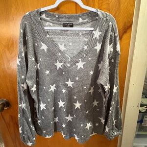 Gray Star Patterned V-Neck Sweater